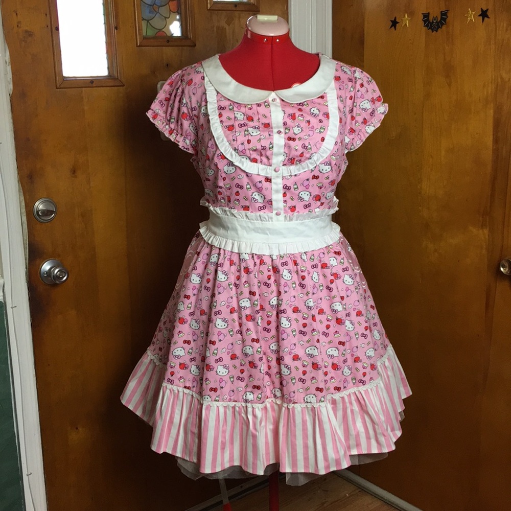 Hello Kitty Lolita Dress Torrid 18 NWT